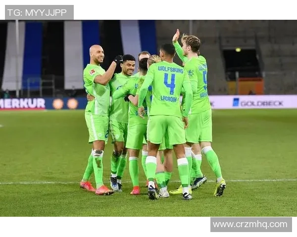 德甲焦点战：勒沃库森主场迎战多特蒙德争夺三分之战